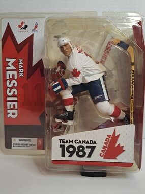 2005 McFarlane NHL Mark Messier 1987 Team Canada Olympics Figure New In Package